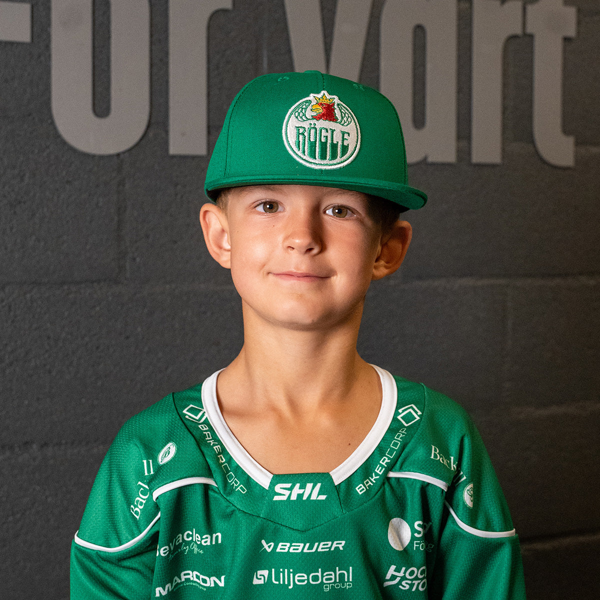 Grön keps med rak skärm JR
