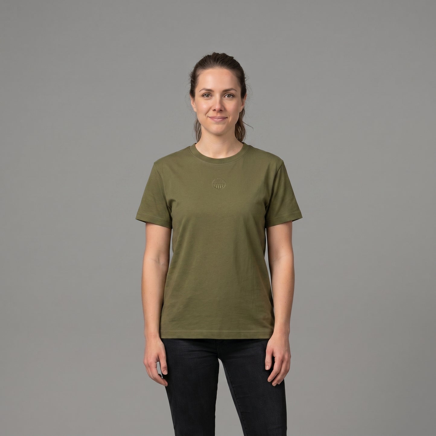 Grön t-shirt med brodyr W